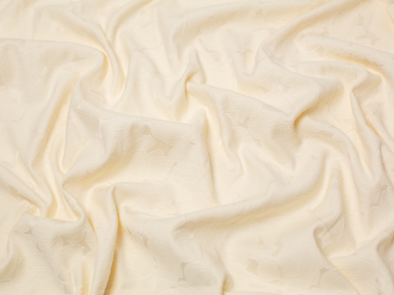 Rose Bud Stretch Woven Jacquard Fabric Champagne