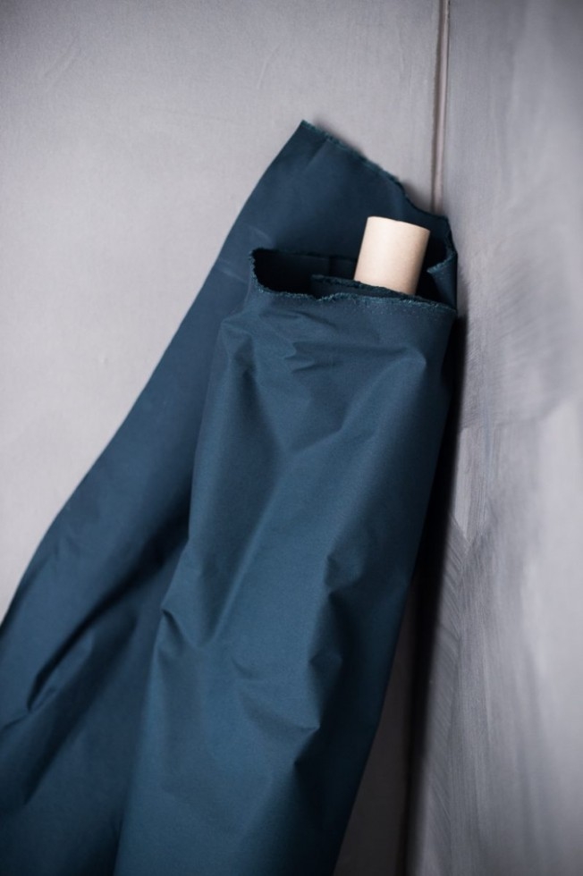 Merchant & Mills Dry Cotton Oilskin Fabric Midnight