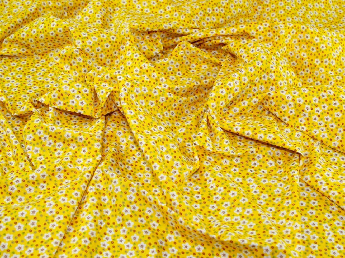100% Cotton Poplin Fabric Yellow