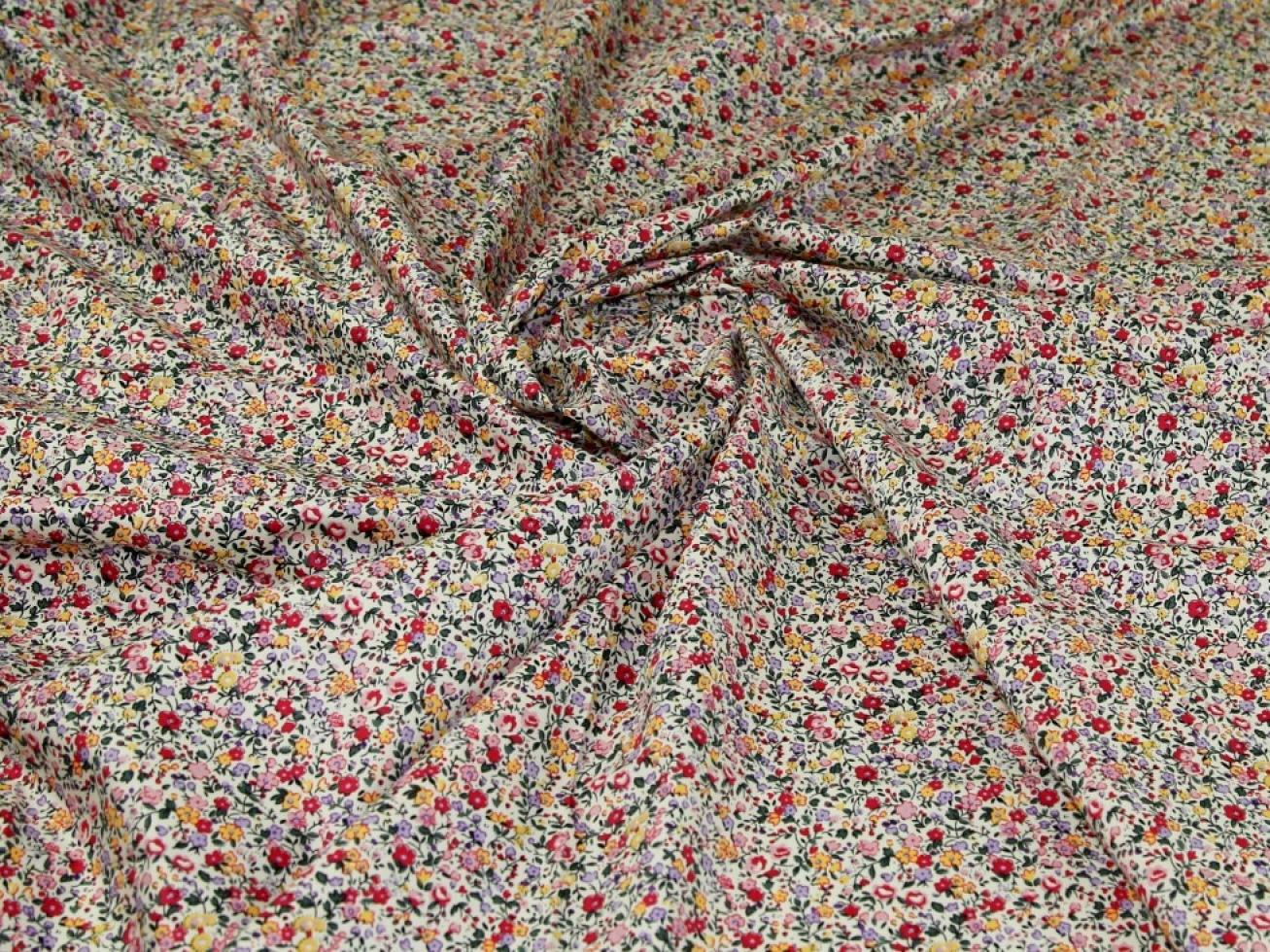 100% Cotton Poplin Fabric Pink