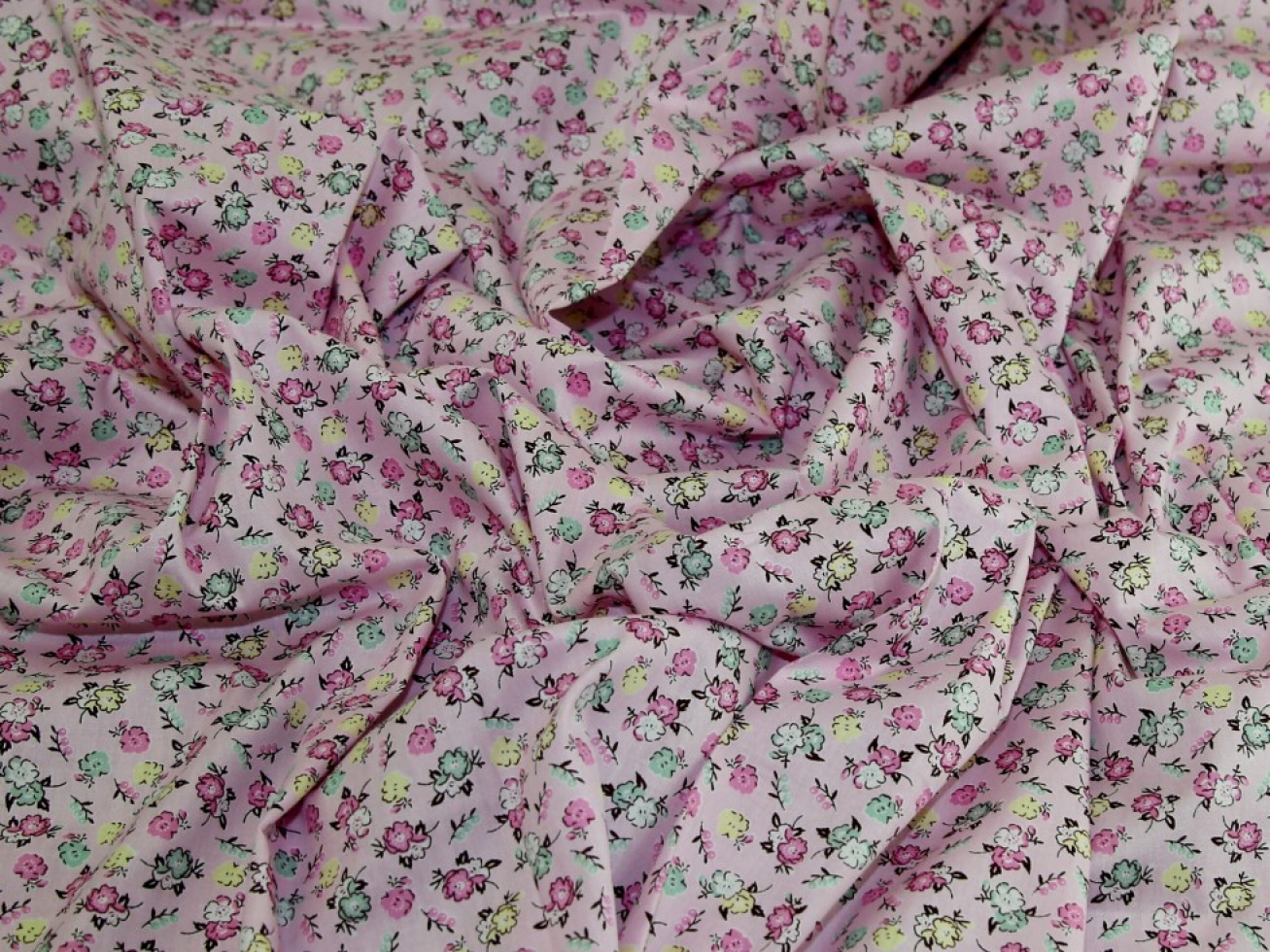 100% Cotton Fabric Pink