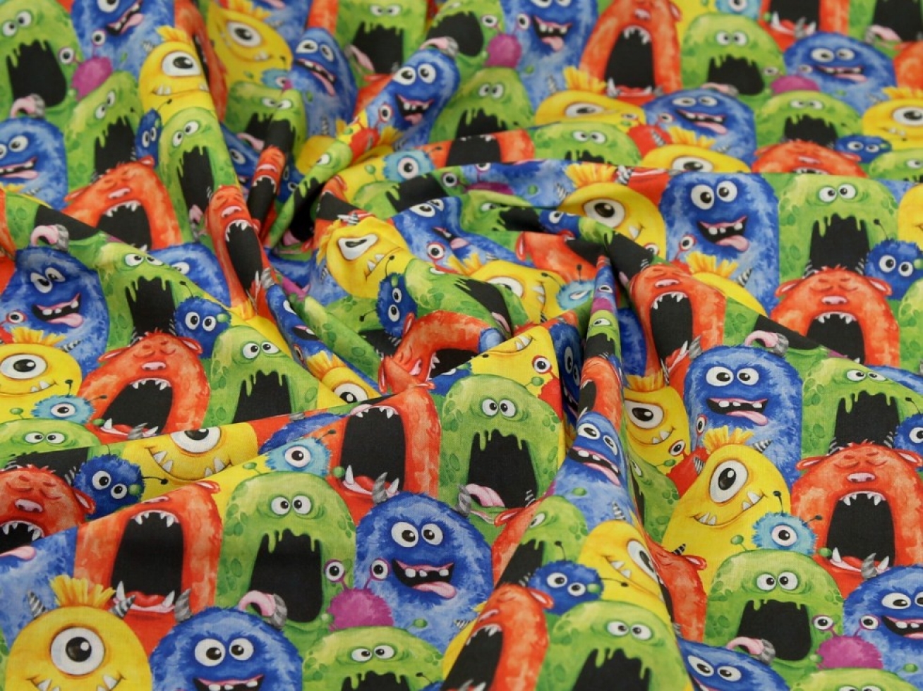 100% Craft Cotton Fabric Multicoloured