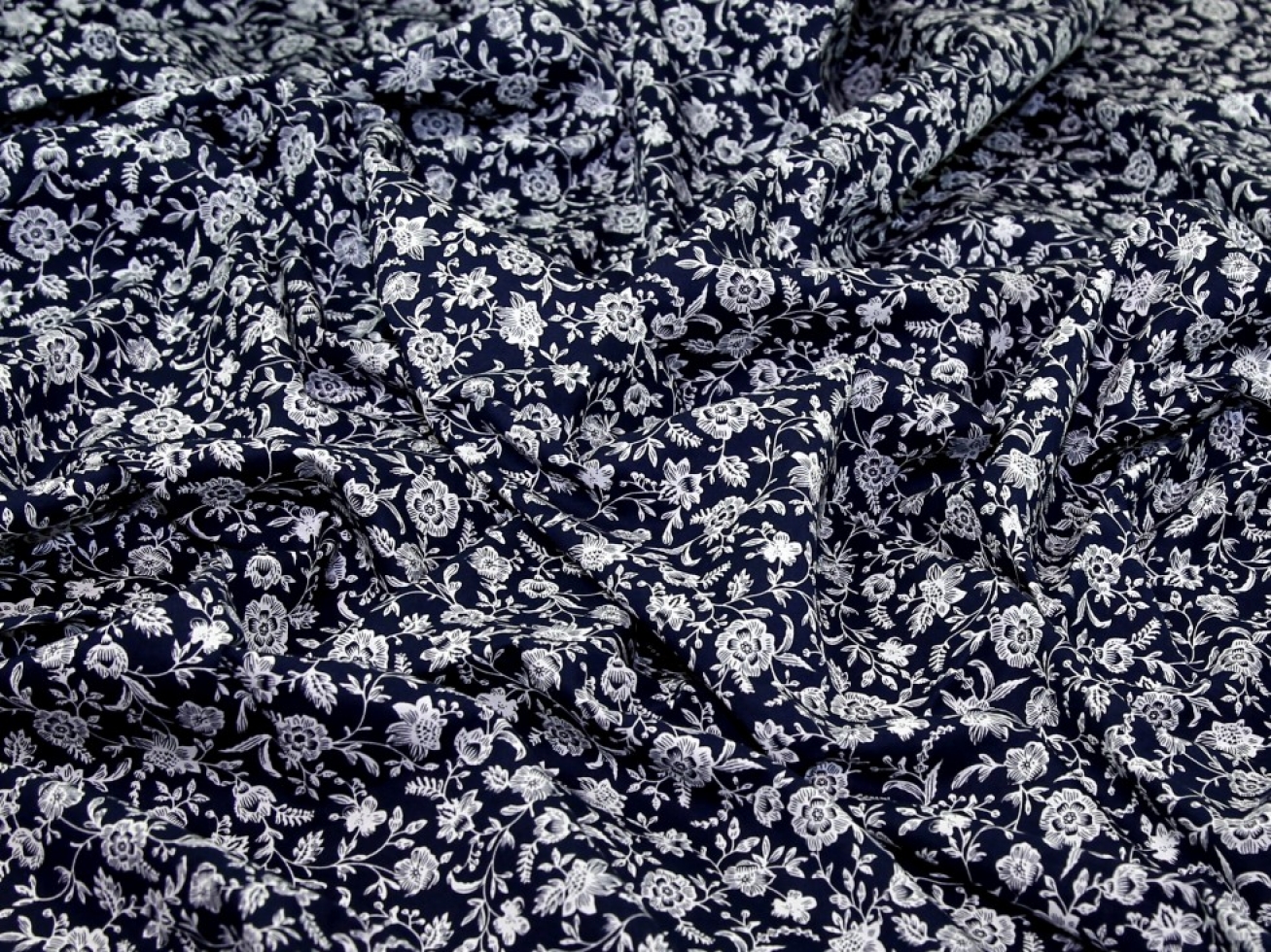 100% Cotton Poplin Fabric Navy
