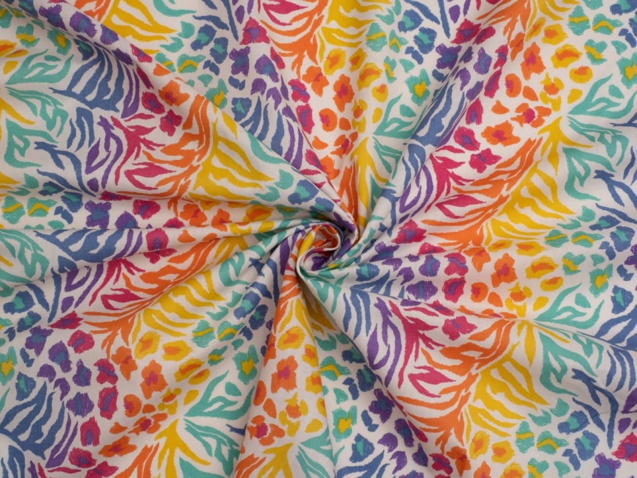 Printed Polycotton Fabric White