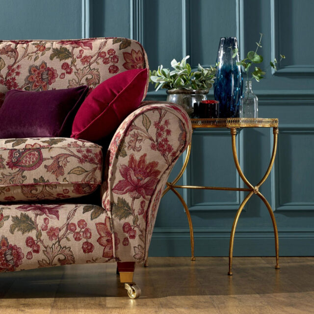 Brockhall - Bordeaux, Traditional Loose Covers