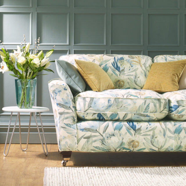 Protea Garden - Wedgwood, Easifit covers